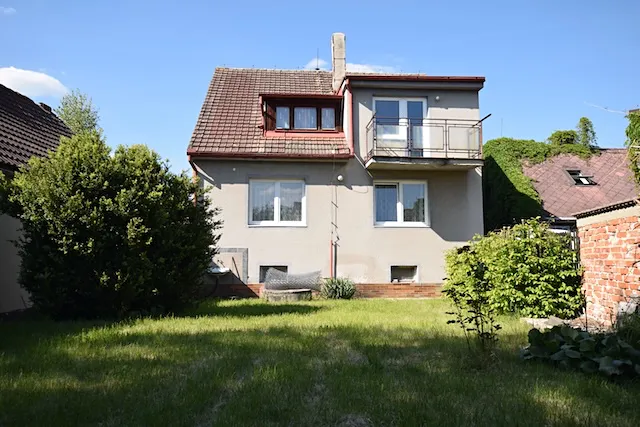 Prodej rodinného domu 200 m², pozemek 404 m²